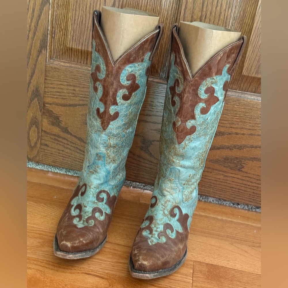 Lane Turquoise and Brown Western Cowboy Boots Distressed 7.5